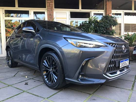 LEXUS NX 350h 2.5 16V VVT-I HYBRID LUXURY CVT AWD LEXUS NX 350h 2.5 16V VVT-I HYBRID LUXURY CVT AWD